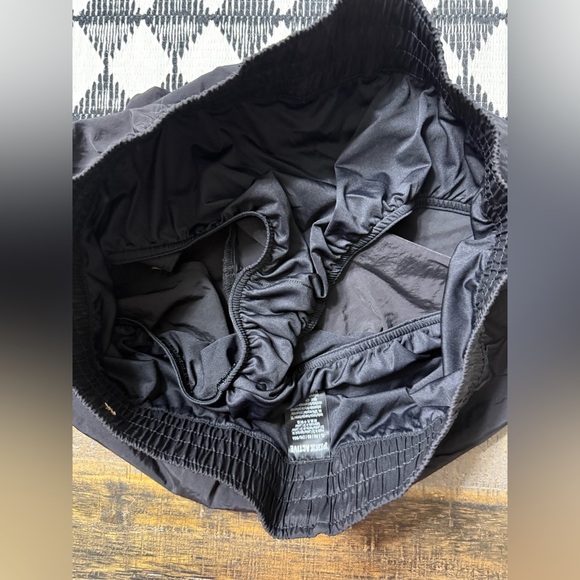 PINK Victoria's Secret Black Athletic Shorts Lightweight Design - Picture 7 of 7